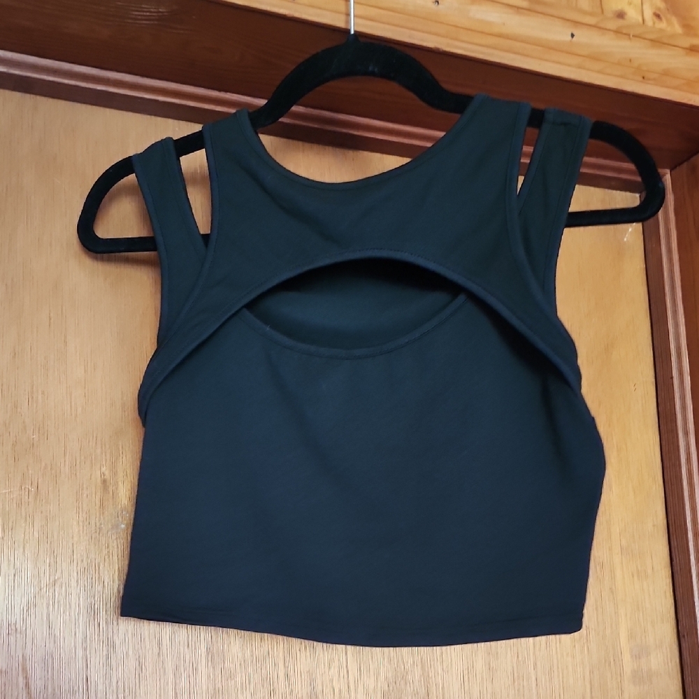 Black Sleeveless Crop Top